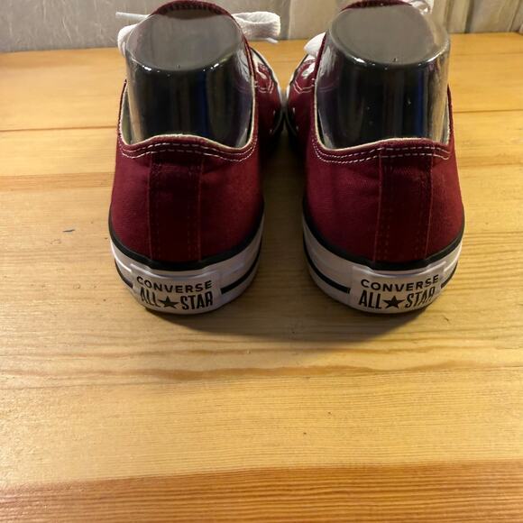 Converse Chuck Taylor All Star Low Top Red Canvas Sneakers Women’s 8.5 - Picture 3 of 5